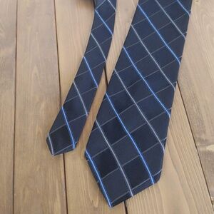 Michael Kors Navy Striped 100% Silk Tie